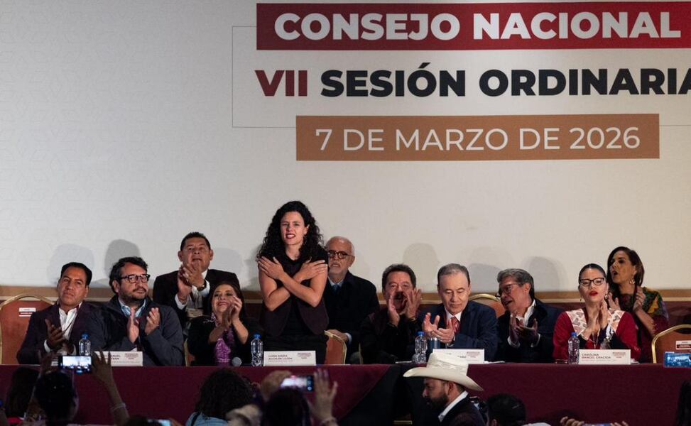 Morena y el arte de brincarse las leyes