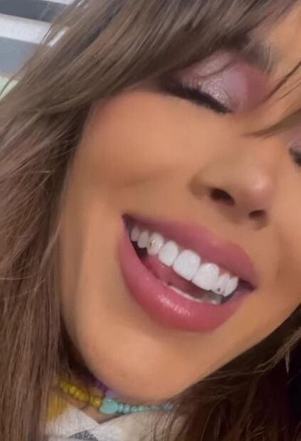 Las uñas 3D de Danna Paola serán la tendencia más original del 2022