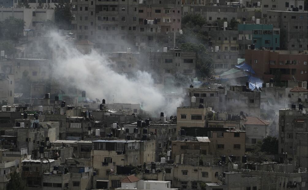 La Policía israelí indicó que anoche mató a cuatro presuntos milicianos e hirió a otros diez durante una operación en los alrededores de Yenín. Foto: AP