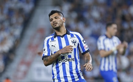 Tecatito Corona fue detenido por conducir supuestamente en estado de ebriedad en Monterrey