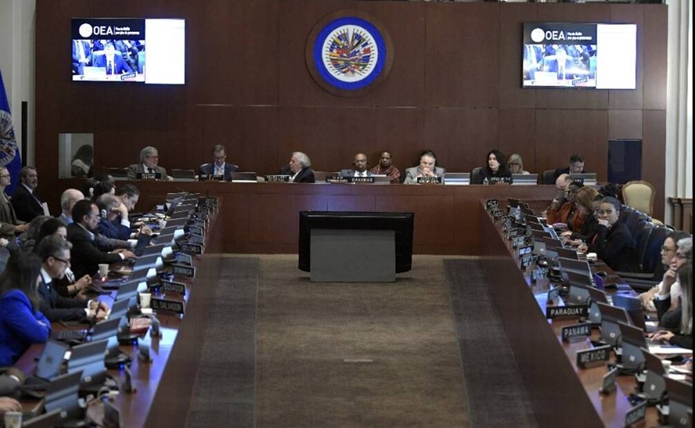 El Gobierno de Ecuador se defendió este martes ante la Organización de los Estados Americanos (OEA) y justificó el inédito asalto policial de la Embajada mexicana en Quito acusando a México de promover la impunidad por haber refugiado al exvicepresidente ecuatoriano Jorge Glas. Foto: EFE