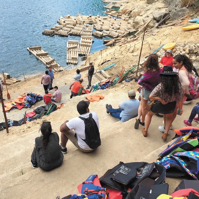 Sitio turístico. La zona donde están los Lagos de Montebello atrae a miles de personas cada año. FREDY MARTÍN. EL UNIVERSAL