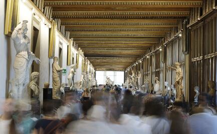 Galería de los Uffizi, casa Botticelli, Miguel Ángel, abre sus puertas al cómic