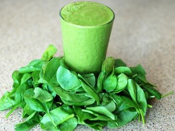 Jugos verdes: 3 recetas para perder peso de forma natural