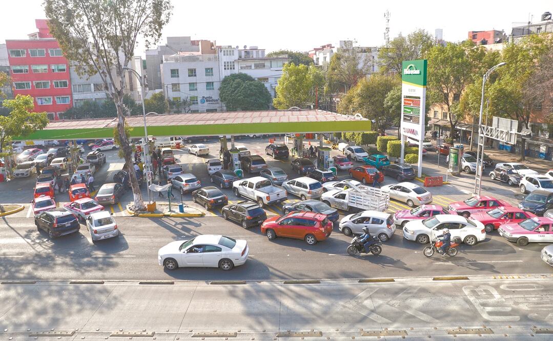 En la Ciudad de México actualmenete operan 21 estaciones de Hidrosina, propiedad del empresario Paul Karam. Foto: Archivo El Universal