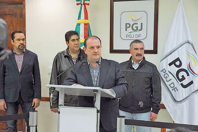 Detienen a uno por el colgado de Iztapalapa