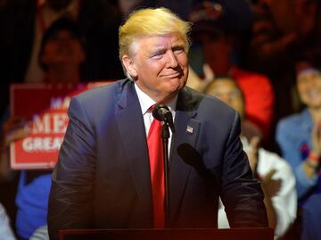 "Saldré con ella en 10 años", dice Trump sobre una niña