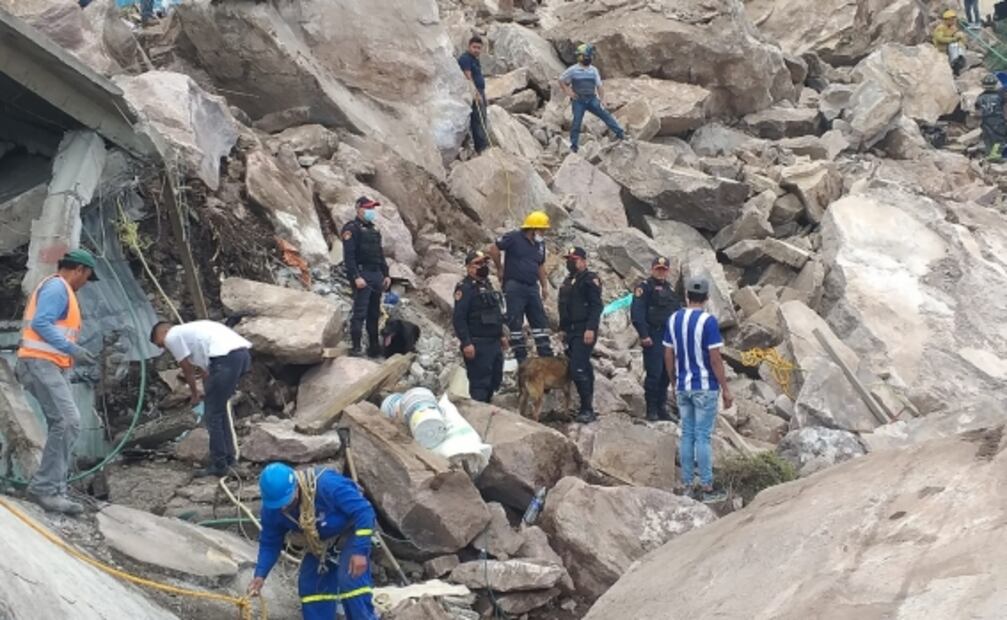 Autoridades reportan un muerto y 10 personas desaparecidas tras derrumbe en el Cerro del Chiquihuite