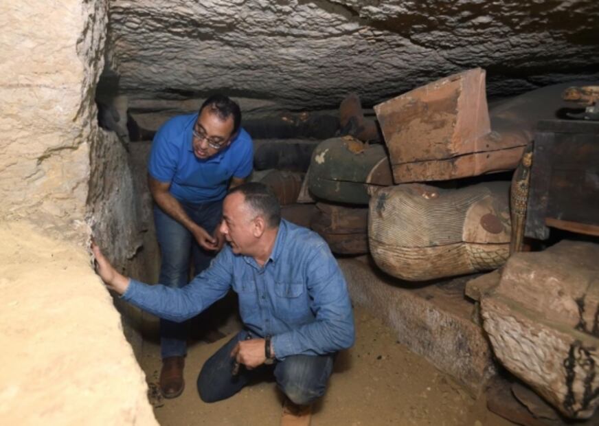 Descubren otros 80 sarcófagos cerrados de hace más de 2 mil años en Egipto