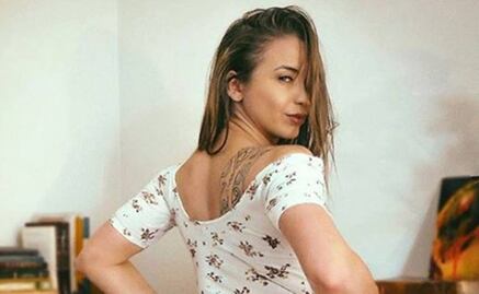 Ingrid Brans se viste de boxeadora y muestra su seno