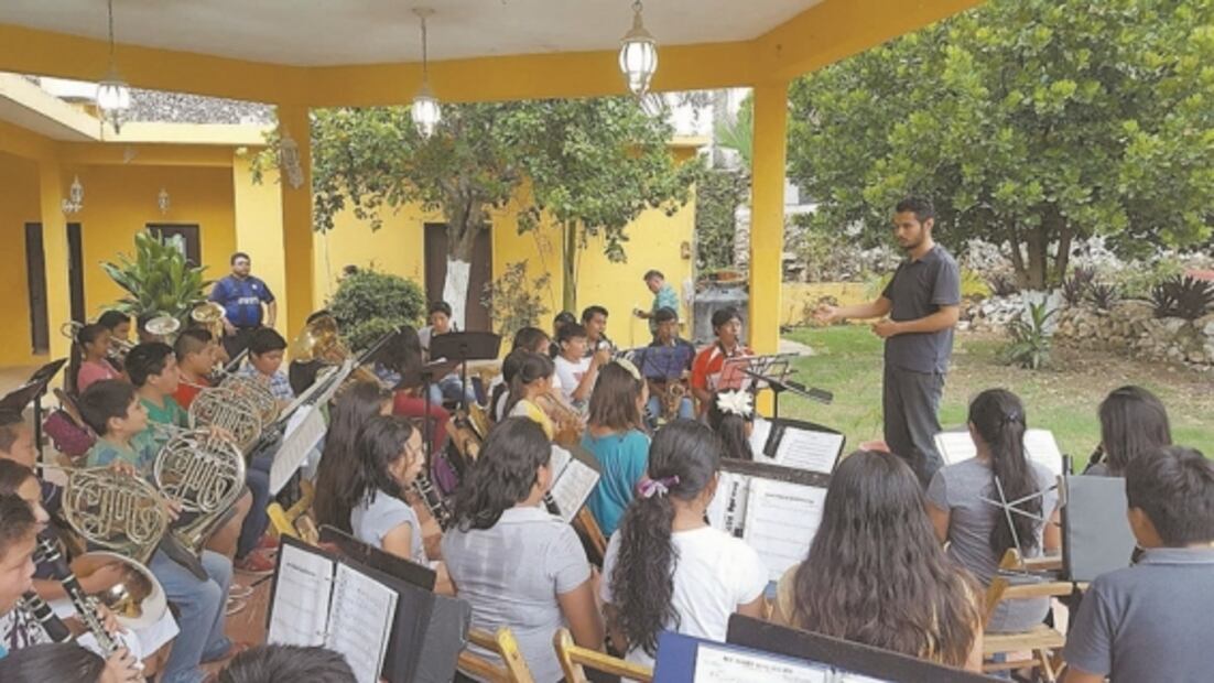 “Semilleros creativos, un programa sin estrategia”: profesores del INBA