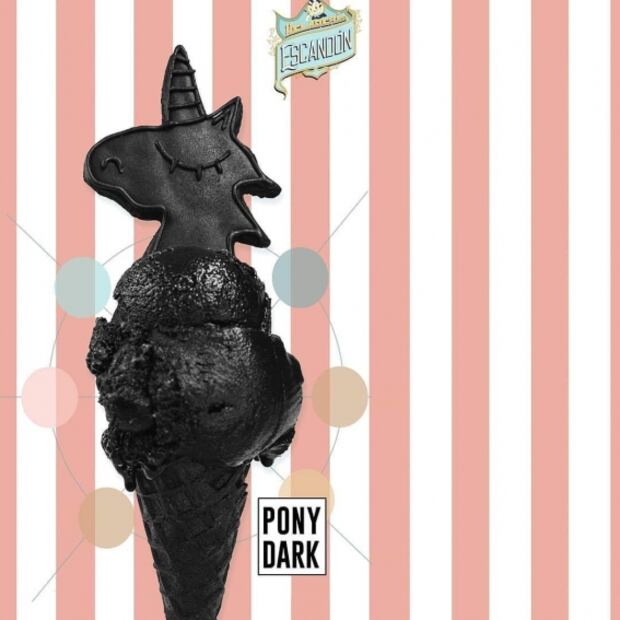 Postres de color negro para la temporada de día de muertos 
