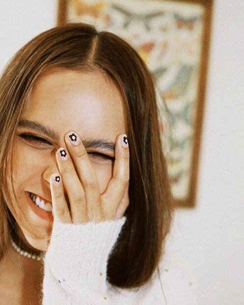 Yuya tiene las uñas más chic para lucir en primavera