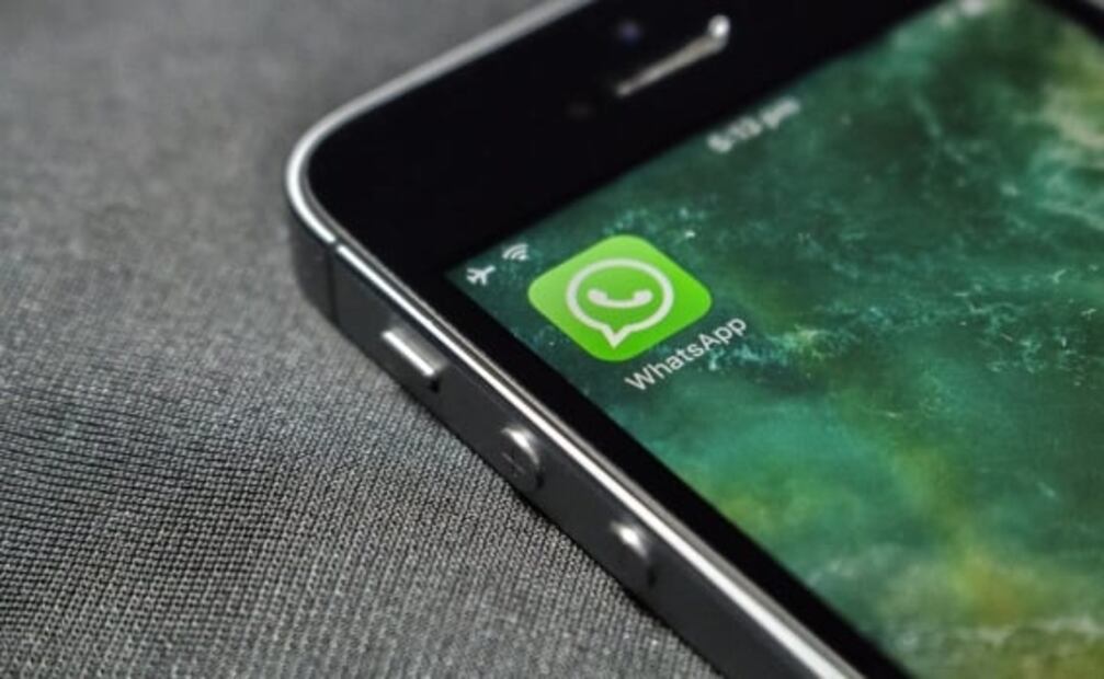Truco para ver los estados viejos de tus contactos de WhatsApp