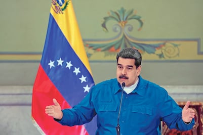 Rechazan PAN y PRI en el Senado visita de Maduro a México