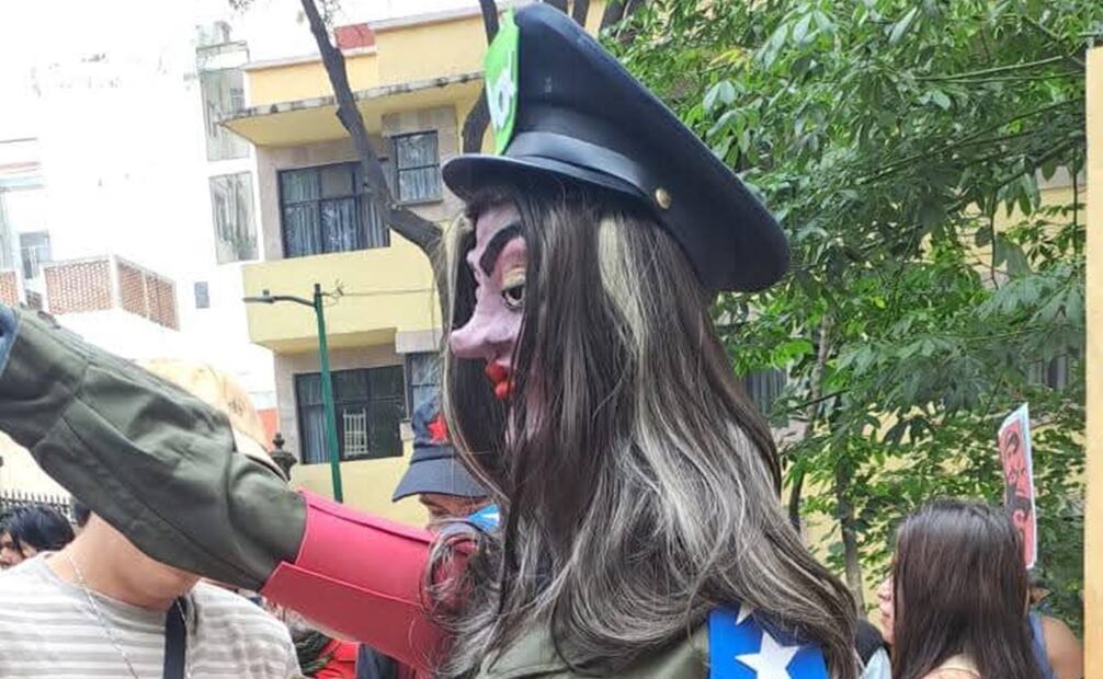 Protestan otra vez en CDMX por retiro de estatuas de Fidel Castro y "Che" Guevara; "también son mexicanos", dicen. Foto: Eduardo Dina / EL UNIVERSAL