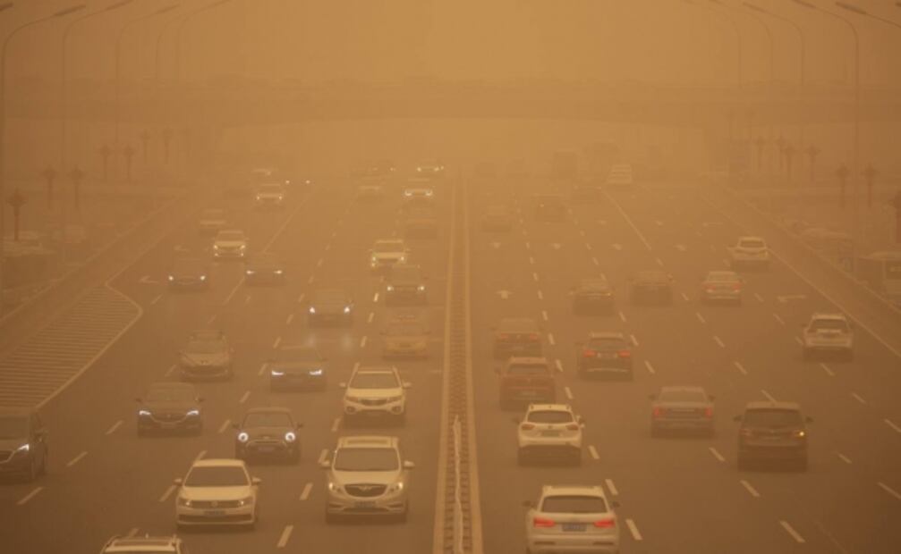 Así se ve Beijing, envuelta en la peor tormenta de arena en más de 10 años