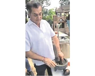 "El Bronco" arma carne asada y convivencia a ‘calzón quitado’