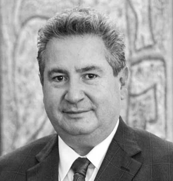 ¿Hay ilegalidad desde el poder? 8 expertos responden