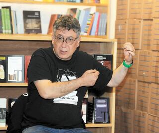 Paso de Gato: cierra la librería, y la revista está en jaque
