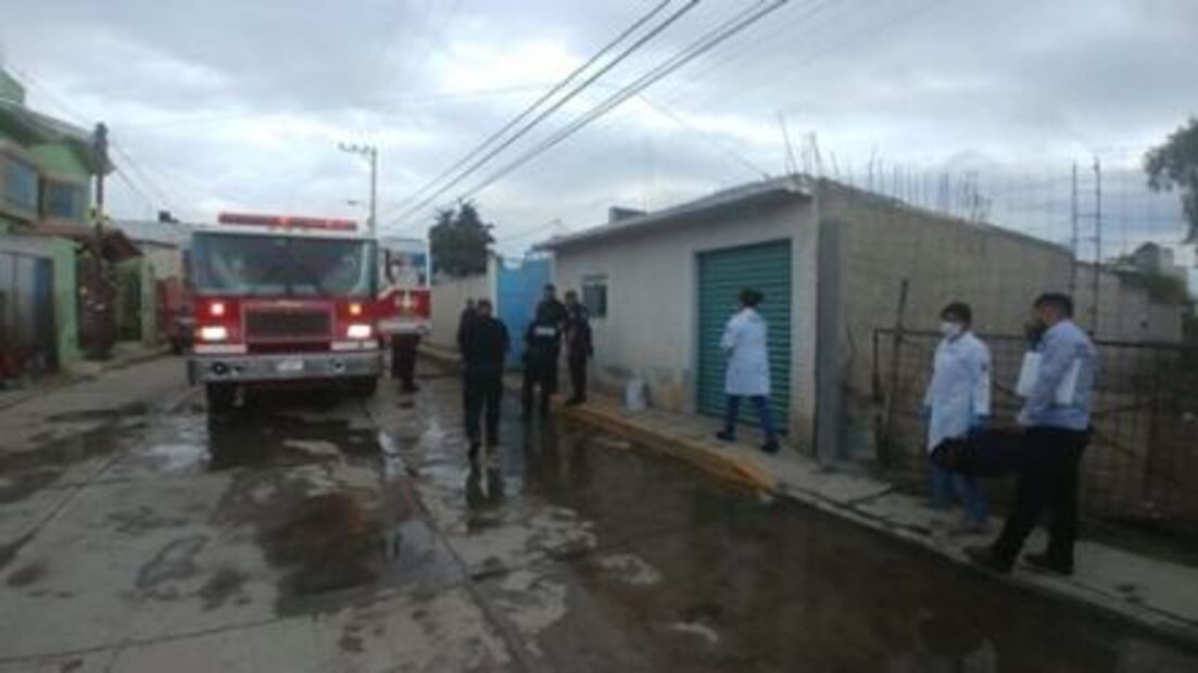 Incendio en casa que guardaba combustible en Hidalgo deja un muerto