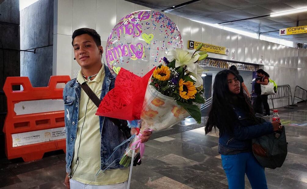 Algunos otros se esforzaron y con globos y flores celebraron el amor