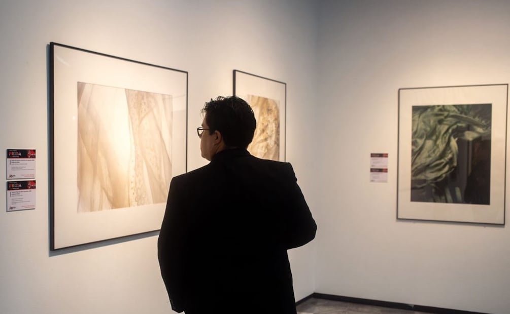 Para el fotógrafo, las prendas de la artista han trascendido el tiempo y cuentan sus propias historias. FOTO: Darío Luna. EL UNIVERSAL.