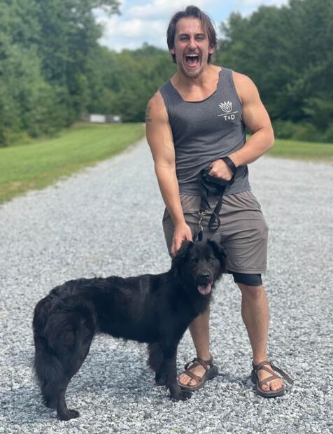 Adam Turck, un amante de los perros.