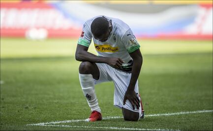 Jugador de la Bundesliga realiza emotivo festejo en honor a George Floyd