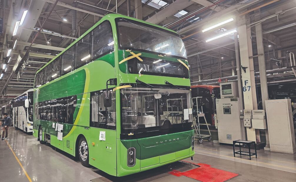 Desde su llegada al país en 2018, Yutong ha vendido más de mil autobuses eléctricos, híbridos, de gas y diesel. Foto: de TLÁLOC PUGA. EL UNIVERSAL