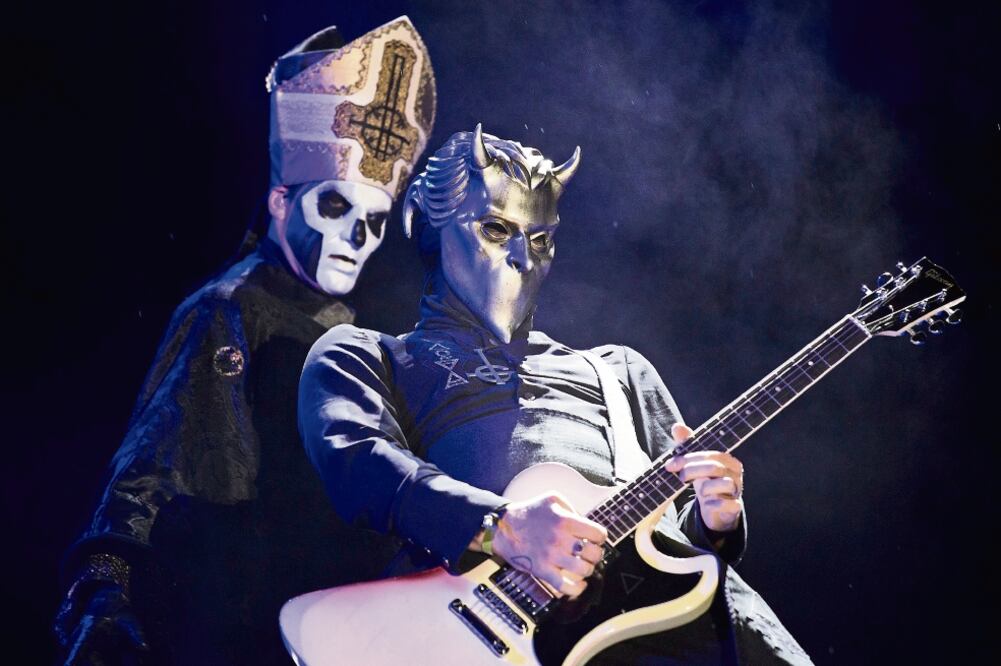 El público se rindió ante Emeritus III y los cinco instrumentistas de Nameless Ghost (FOTOS: CRISTOPHER ROGEL BLANQUET. EL UNIVERSAL)