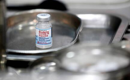 Japón investiga 2 muertes de vacunados con dosis de Moderna fabricada en España