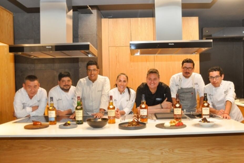 Postres y whisky para celebrar a papá