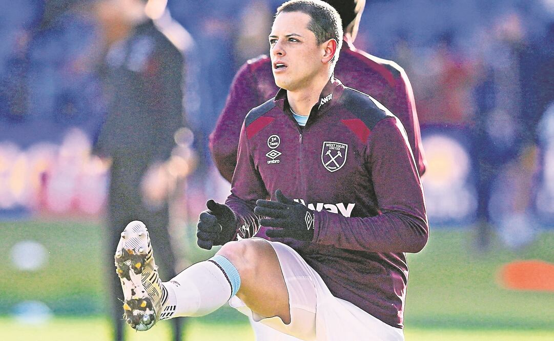 El mexicano ha caído en el peor bache desde que llegó a Europa. (ANDREW YATES. REUTERS)