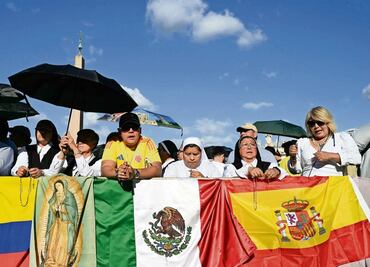 México celebra al jerarca que “casualmente” habla inglés