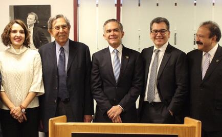 Constitución se logró tras buscar independencia administrativa: Mancera