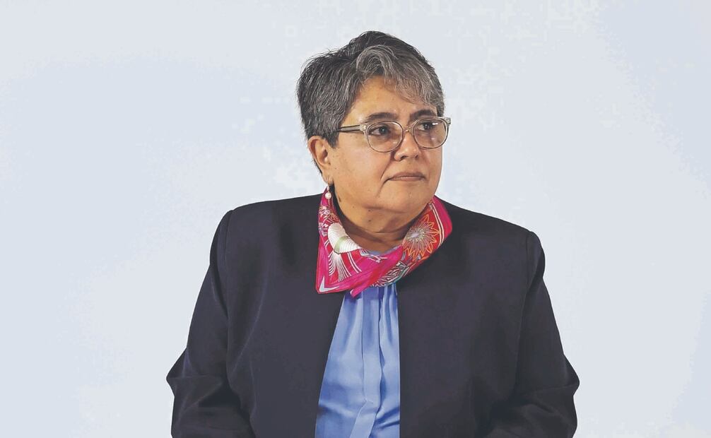Secretaria de Economía Raquel Buenrostro explica los riesgos de restricciones por exportación de paneles solares. Foto: Archivo El Universal