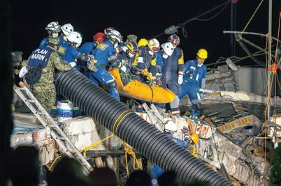 Permitieron hasta un jacuzzi sobre aulas del Rébsamen