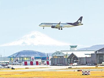 Aeropuerto de CDMX se queda sin luz por "segundos"; se conecta a estación Merced de la CFE