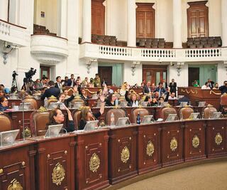 Valentina Batres no tiene otra oficina a dónde ir: Ávila