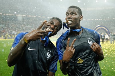 ​Pogba se burla de aficionados ingleses