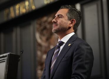 Captan a Yunes Márquez en cabaret; video se hace viral y él guarda silencio