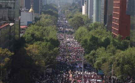 Asisten 1.2 millones a marcha de AMLO; Sheinbaum reporta saldo blanco