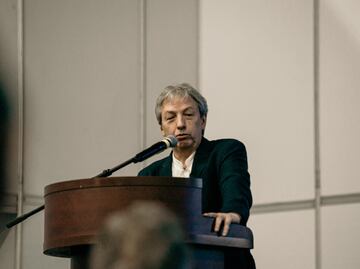 "Quienes leen no tienen certezas, sino nuevas dudas": David Toscana en la inauguración de la FIL Monterrey