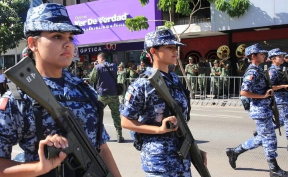Realizan desfile militar en Culiacán a un mes de la detención de Ovidio Guzmán