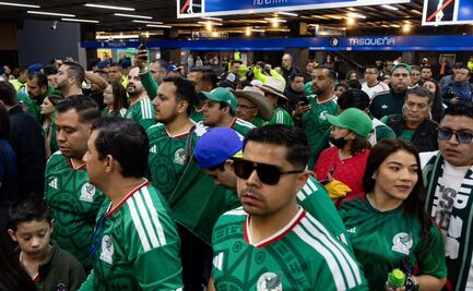 Funciona traslado de aficionados al Estadio Ciudad de México; vecinos y trabajadores sufren por falta de opciones de movilidad