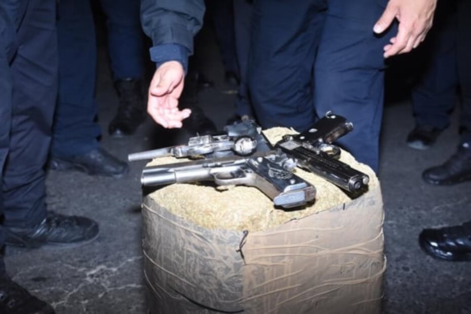 Detienen a "El Chato Venegas"; aseguran drogas y armas de fuego