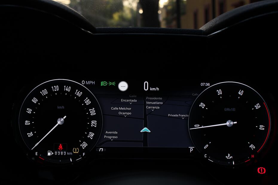 El cuadro de instrumentos ofrece 3 vistas.