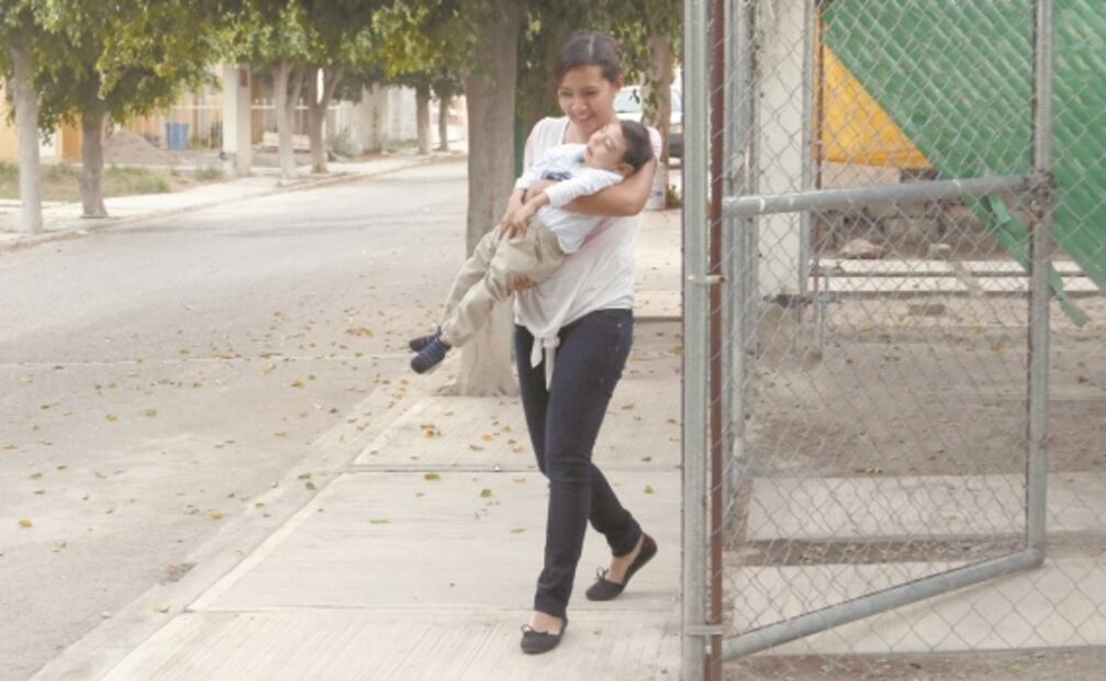 Les dijeron que Edson nacería muerto; lleva 2 años luchando con la microcefalia