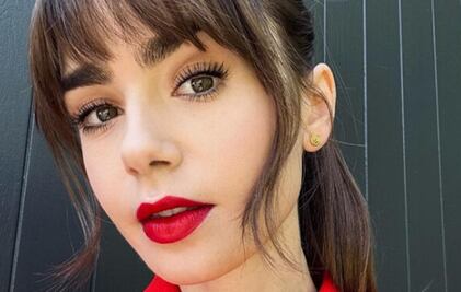 La actriz Lily Collins se pasea por calles de San Miguel de Allende y seguidores la invitan a comer tamales